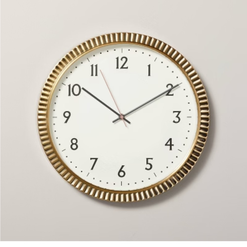 HEARTH & HAND NWT pleated brass round analog wall clock -antique finish -14”